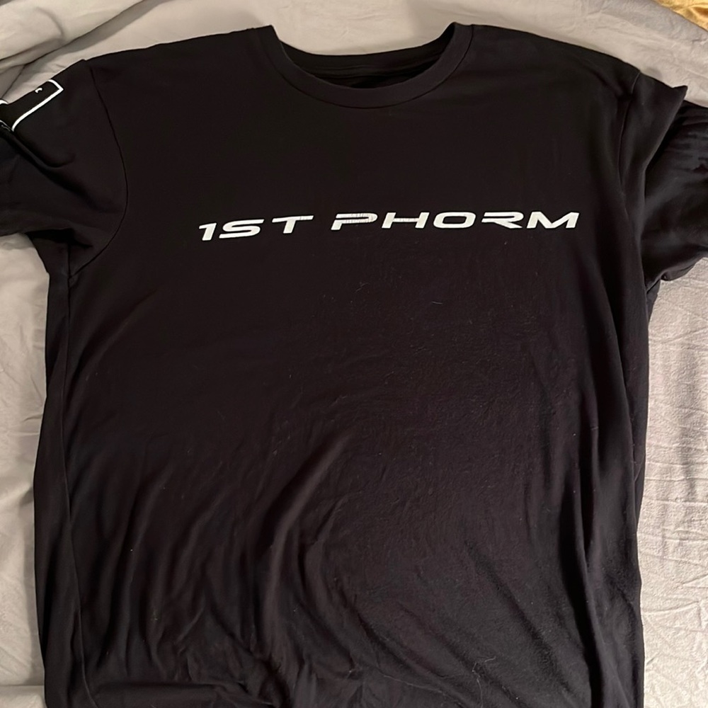 1st Phorm black t-shirt